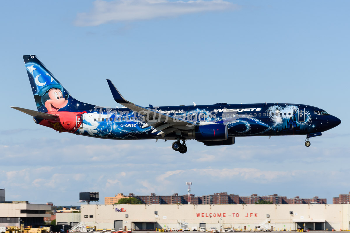 Boeing 737-8CT C-GWSZ / 812 (cn 37092/3164)